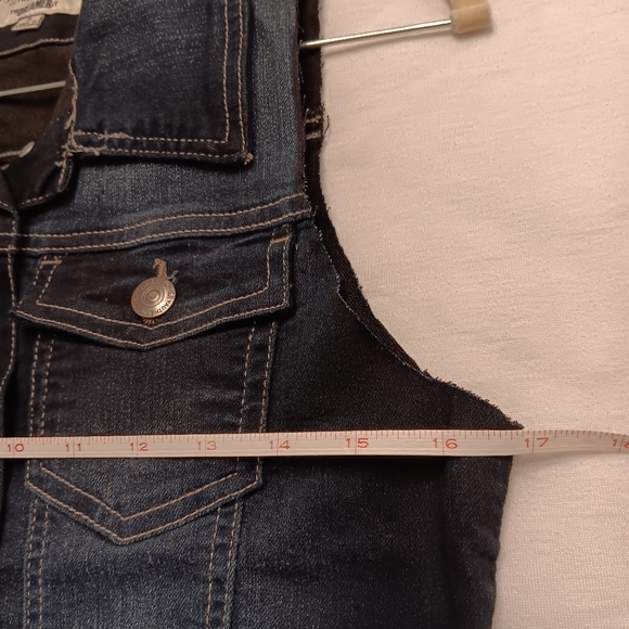 Denim Vest = Stretch‎ Size Small - Picture 2 of 4
